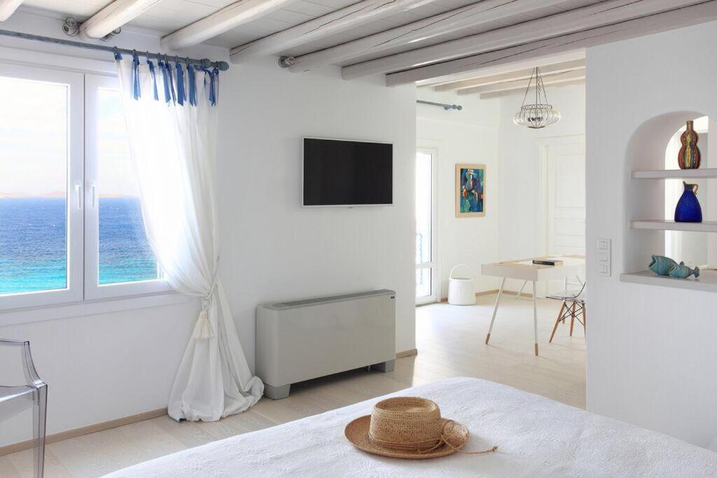 Miranda By Whitelist Mykonos *